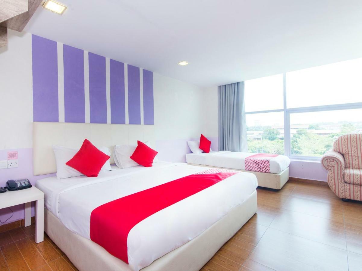 Oyo 419 City Boutique Hotel Bangi Ngoại thất bức ảnh