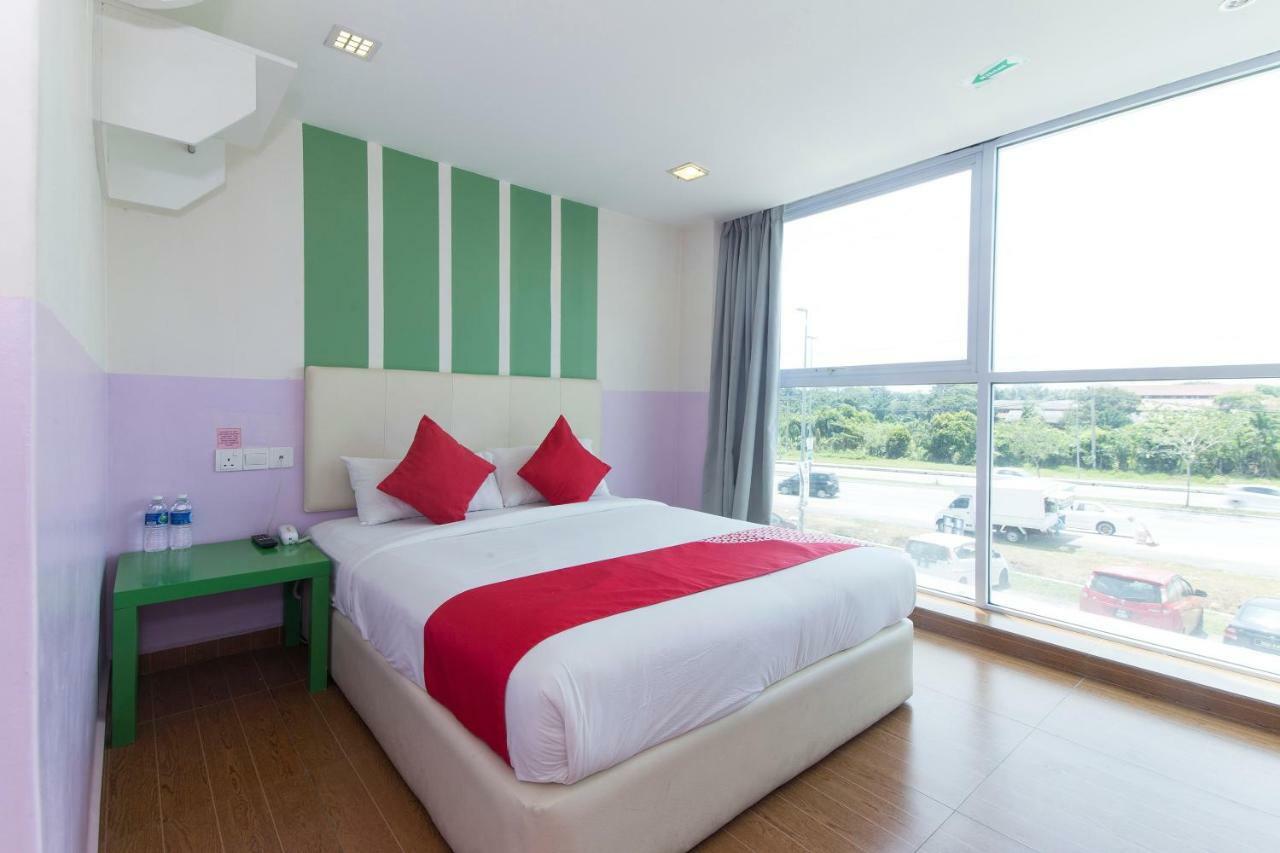 Oyo 419 City Boutique Hotel Bangi Ngoại thất bức ảnh